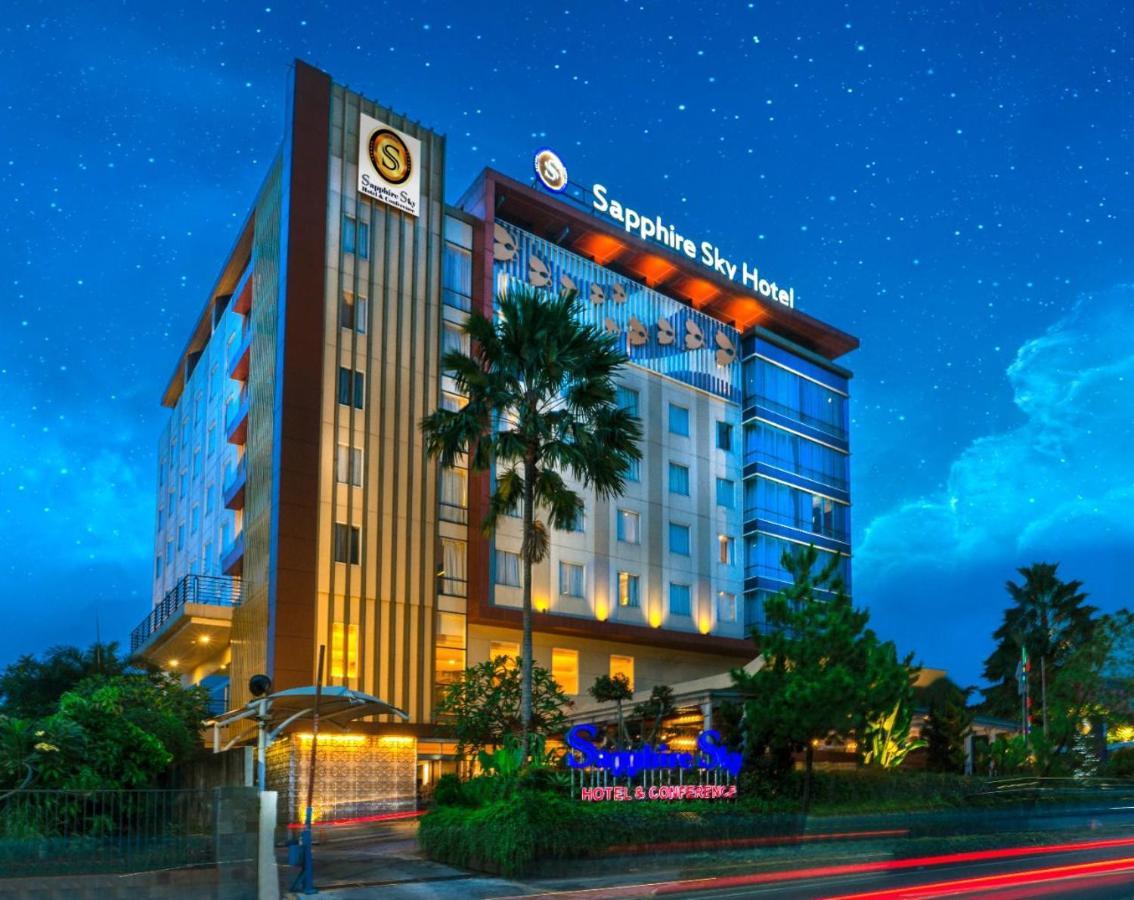 Sapphire Sky Hotel & Conference Serpong Eksteriør bilde