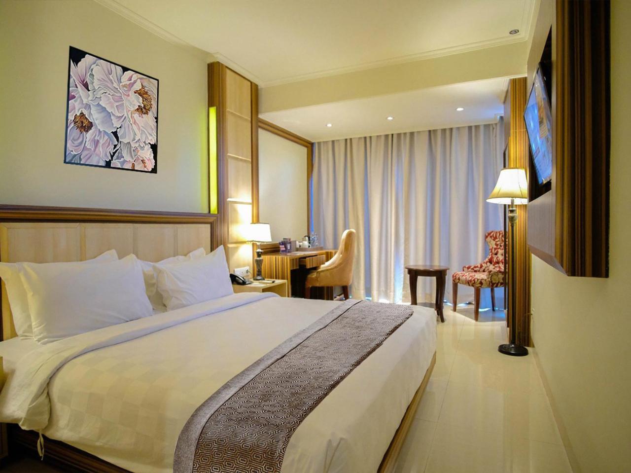 Sapphire Sky Hotel & Conference Serpong Eksteriør bilde